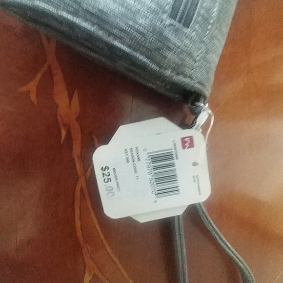 MUNDI GRAY RFID WRISTLET CLUTCH - Picture 4 of 4